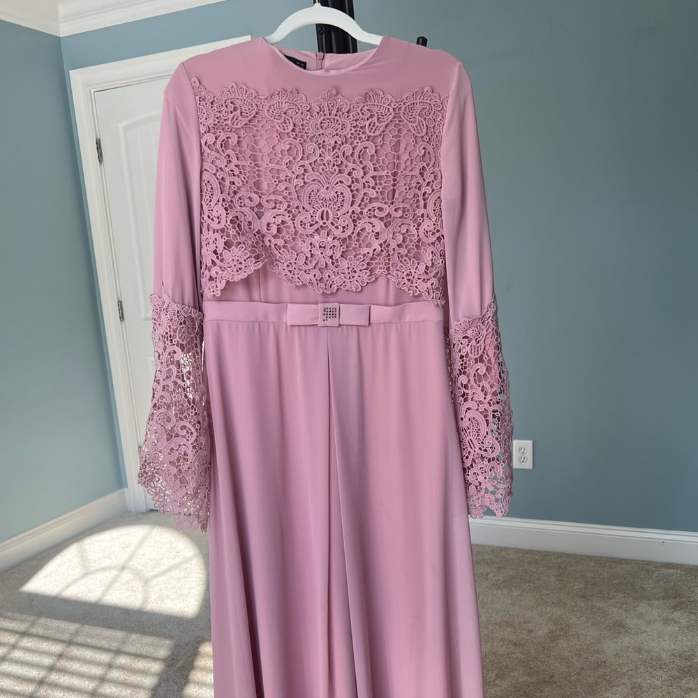 Maxi long sleeve pink modest dress abaya